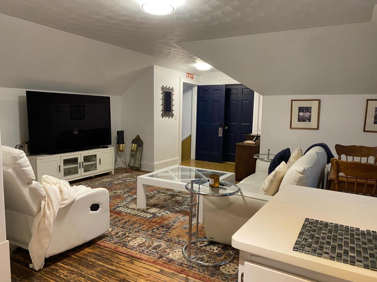 Clonmel Castle Hotel พอร์ตโดเวอร์ ภายนอก รูปภาพ